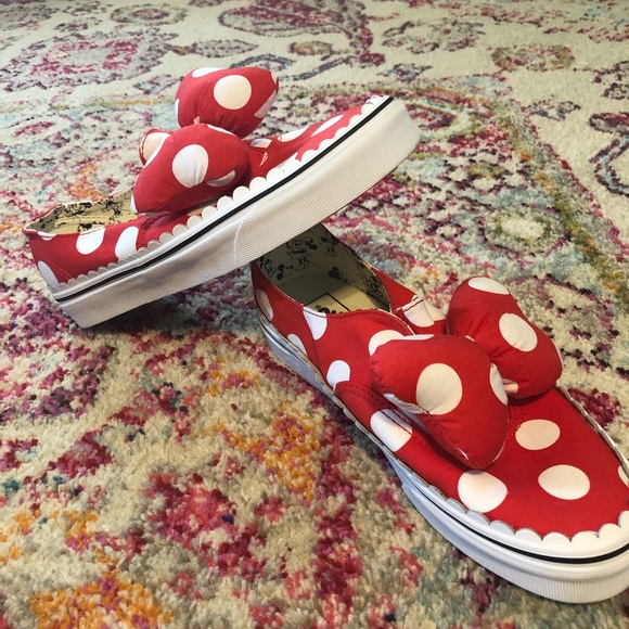 • Disney Minnie Mouse Vans • - Picture 5 of 8